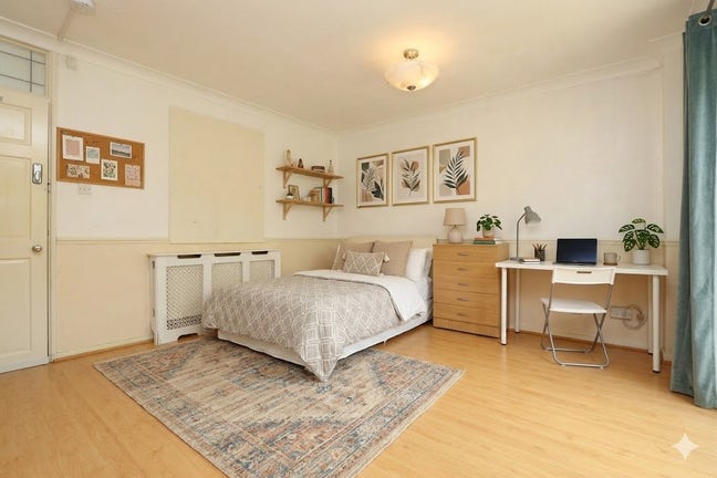 ⚠️ Rent It Today or Regret It! Massive Room 🔥 Main Photo