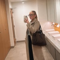 Looking for a double room! Main Photo