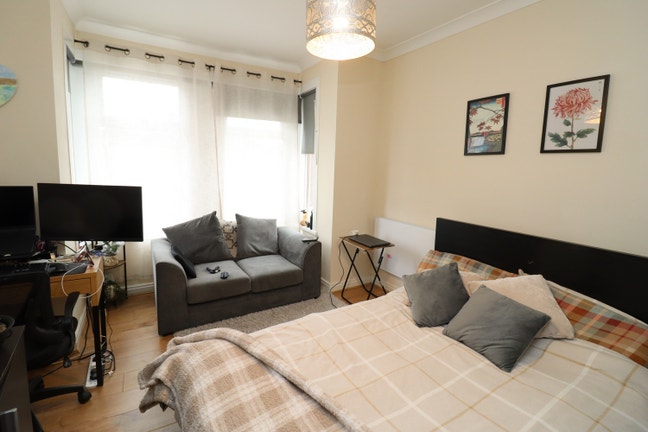 Your new home in Ilford Main Photo