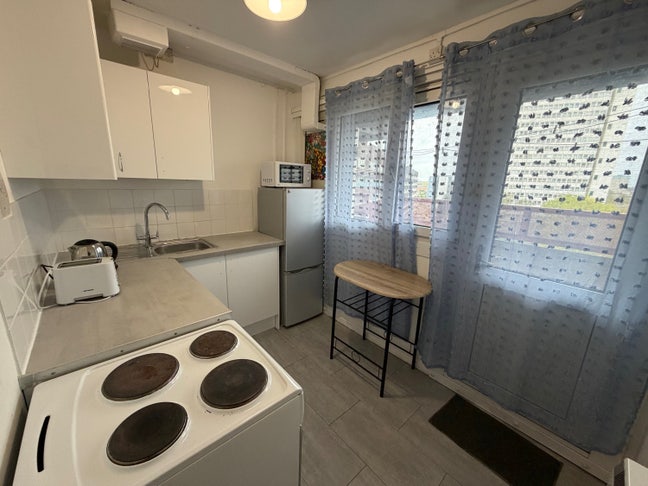 Spacious one bedroom flat Main Photo