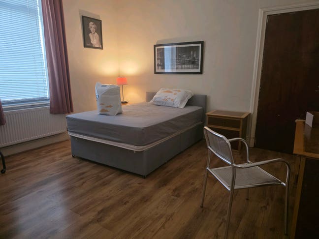 Room Main Photo