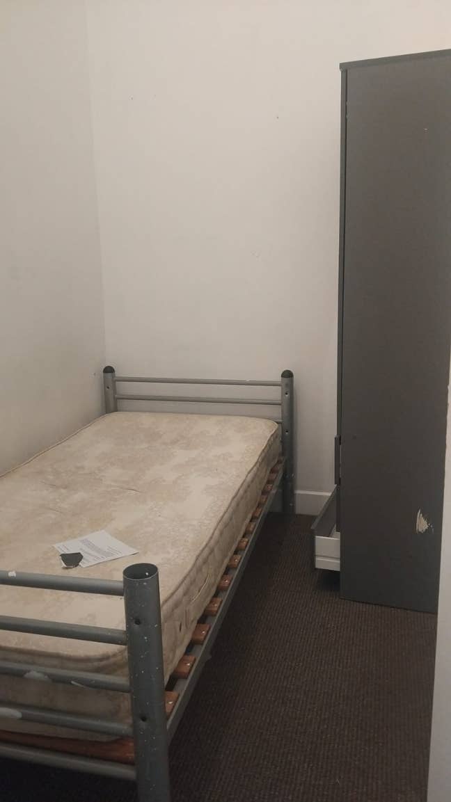 Double Room Available – BL3 2RP Main Photo