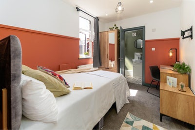 Stylish Room | Bills INC | Warrington  Main Photo