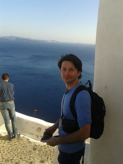 Hi There,   This is Cris, a guy working in ... Main Photo