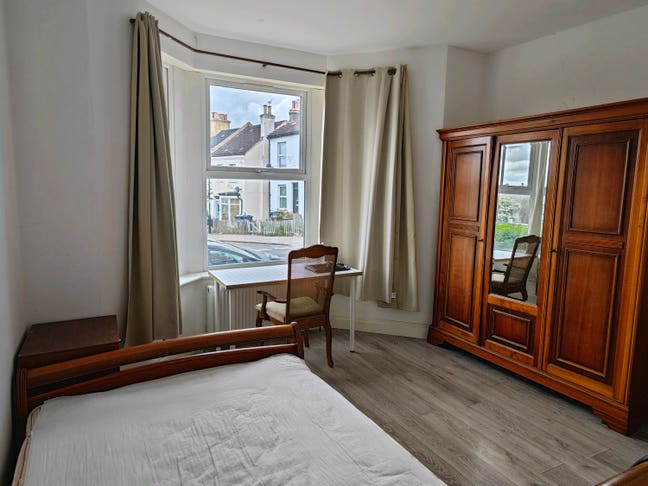 Large En-Suite Room - Norwood Junction Main Photo