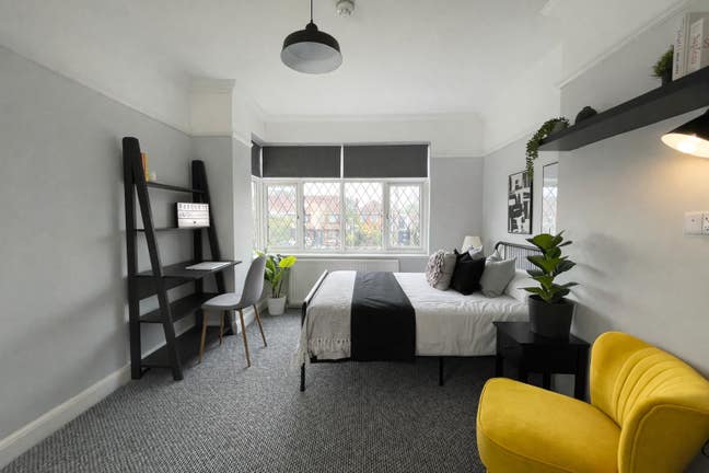 Large Ensuite Room near Science Park Main Photo