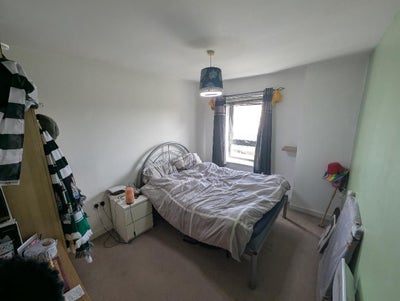 Room and Private Bathroom Main Photo