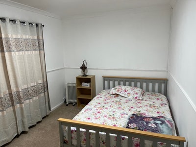 Single person ONLY  Main Photo