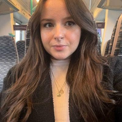 Looking for flatshare/buddy in London! Main Photo
