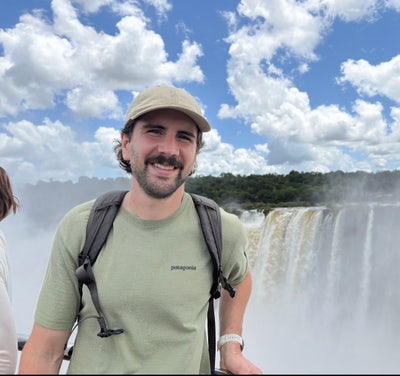 Scientist looking for room in May Main Photo