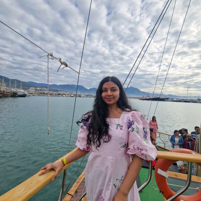 Looking for a flat/room to move into in June 2026 Main Photo