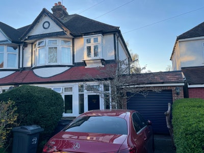 2 rooms available Beautiful home and cockapoo Main Photo