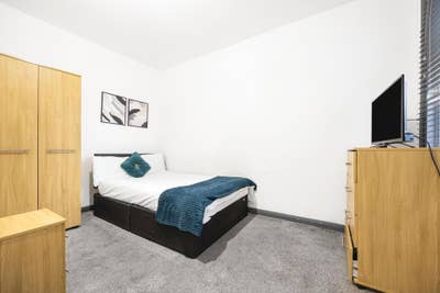 Bright and Spacious Double - All Bills Inc Main Photo