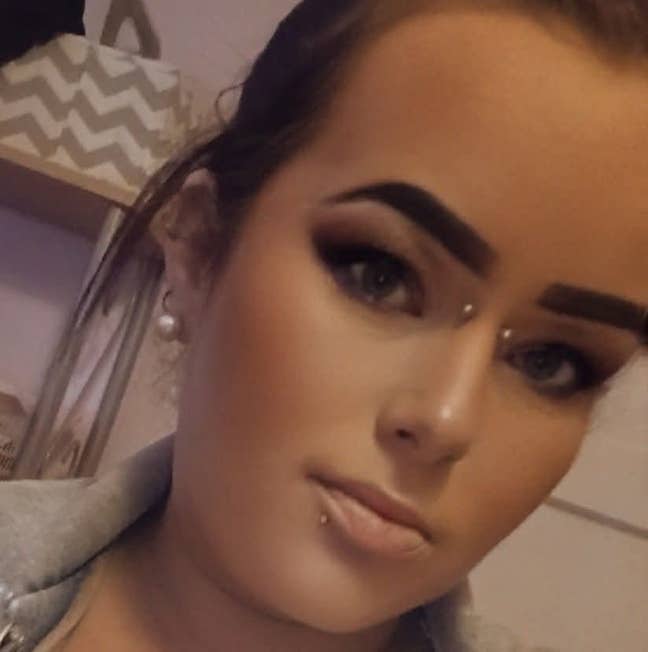 I am a female aged 38. I am looking for a sin... Main Photo