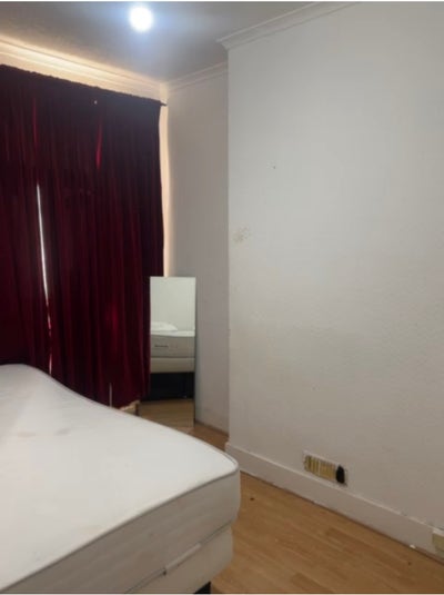 Double Room to Rent with Toilet.  Main Photo