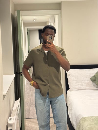 Looking for a buddy up flatmate  Main Photo