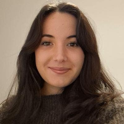 International Student Looking for Flatshare Main Photo