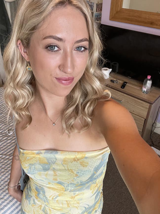 Looking for a room in SW London!  Main Photo