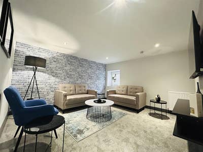 En-suite room available in Armley  Main Photo