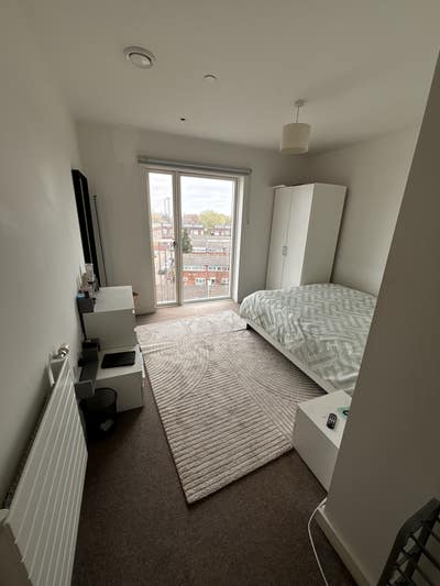 Cozy Double En-Suite Canning Town Area Main Photo