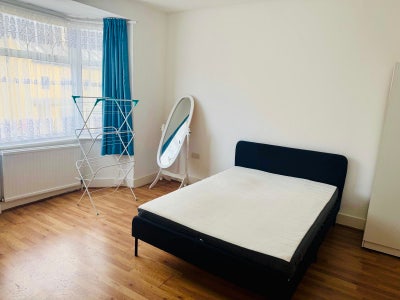 Large Double room London - All Bills Included Main Photo
