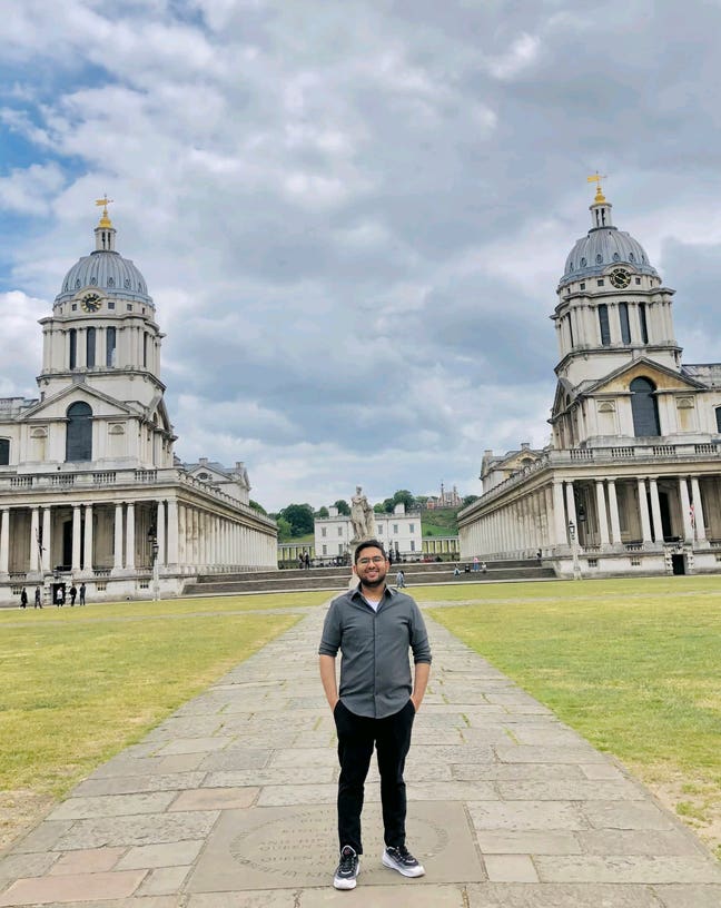 Professional Male seeks a double room Main Photo