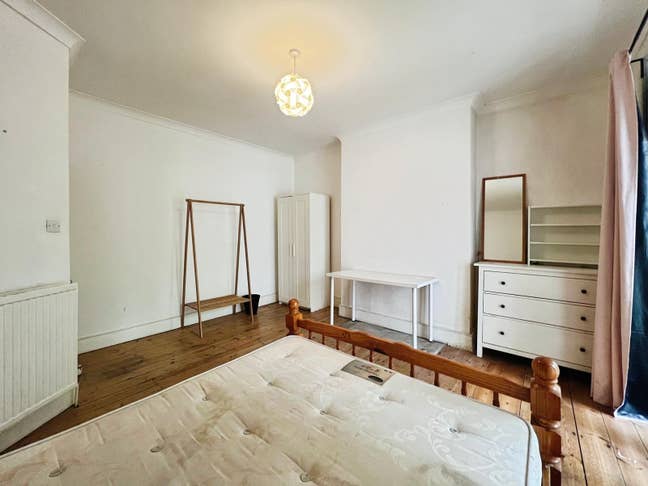 Wonderful Double Rooms in Finsbury Park Main Photo