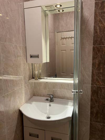 Private Studio in Heathrow  Main Photo