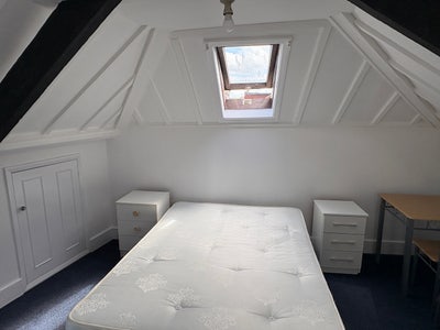 Private Studio, Fully Furnished. Wood Green Main Photo