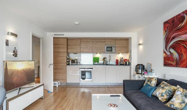 Short Let by the River* Cozy Flat Main Photo