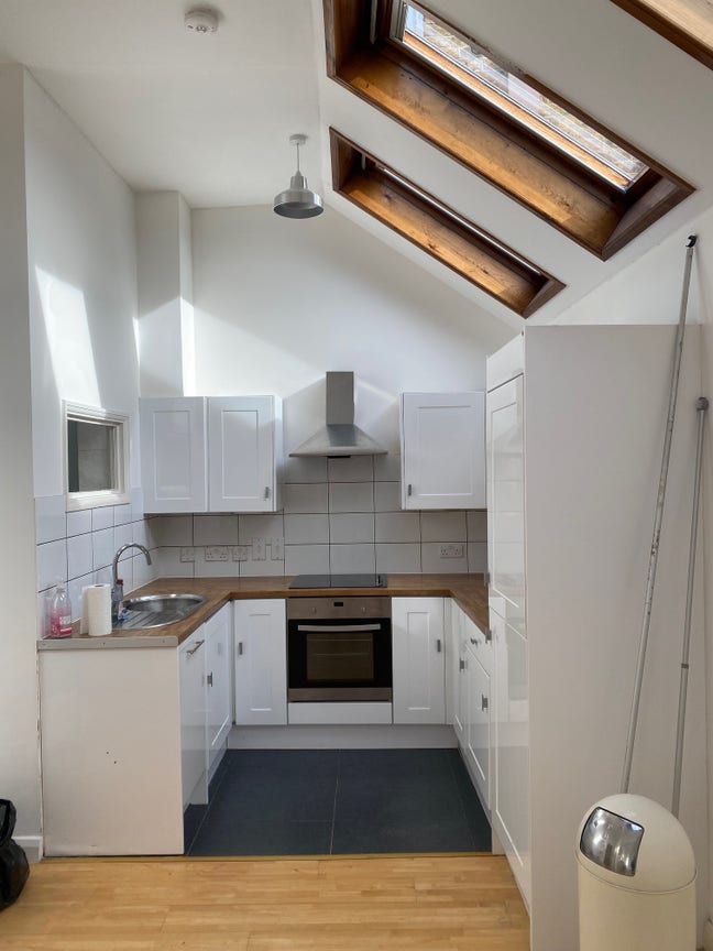 Apartment (66 m2) Bright 1.5 Bedroom in Ealing  Main Photo