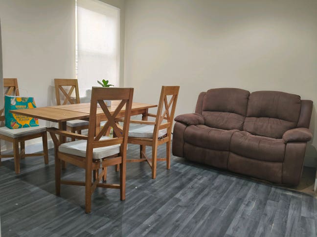 Good size double room Main Photo