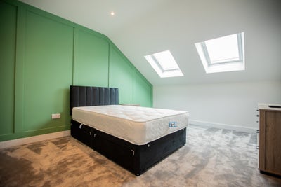 🌟 Luxury Loft room 🌟  8-Bed HMO in Portsmouth 🌟 Main Photo