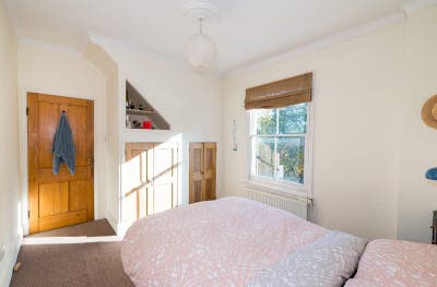 Double room in large house with lovely garden Main Photo