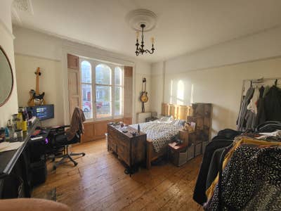 Two double rooms in large house with lovely garden Main Photo