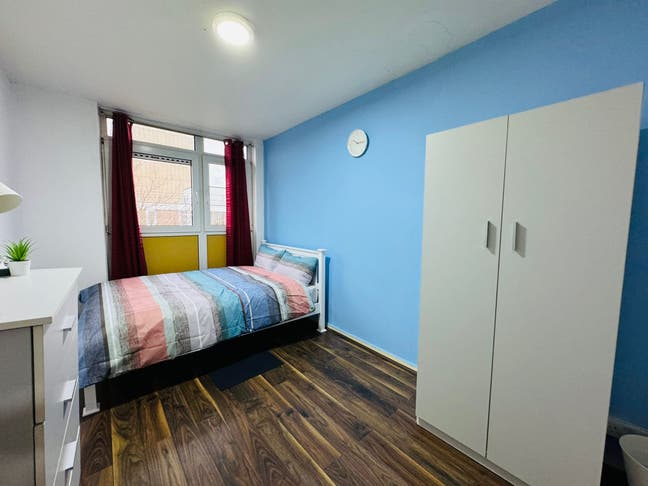 Double Room in a Shared Flat – E14 🏠 Canary Wharf Main Photo