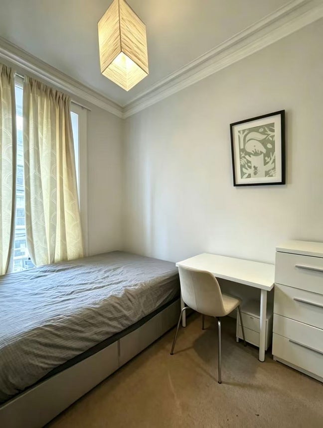 Double Room Available Near the Castle N City Cente Main Photo