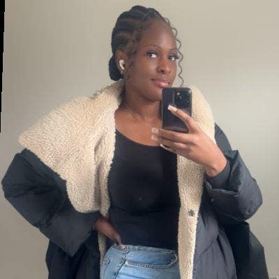 Female, 32. I am looking for a double room. P... Main Photo