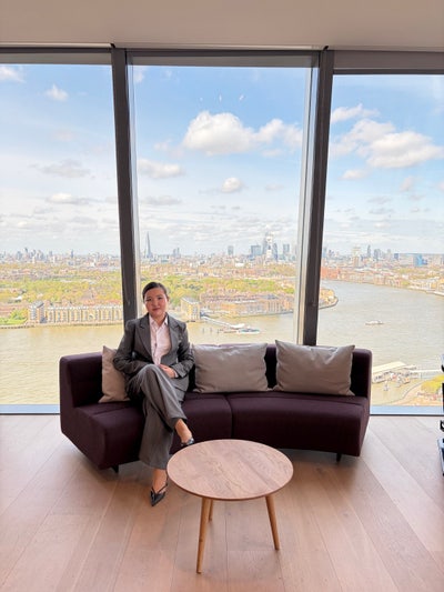 Female professional looking for a long term rent Main Photo