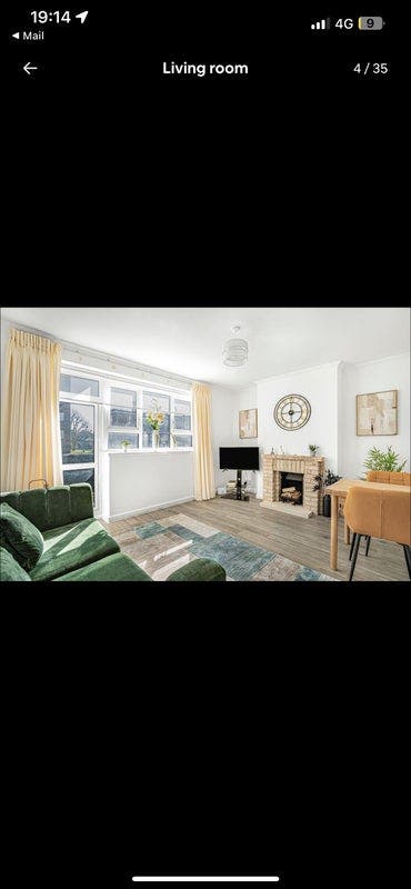 Bright Double Room – Zone 1/2 – Bills Included – M Main Photo