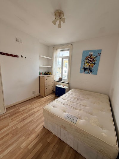 Double room 8 min walk Tooting Broadway  Main Photo