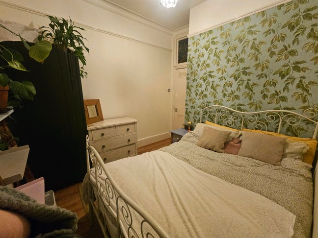 **Cosy Double Room, Bills Included* Main Photo