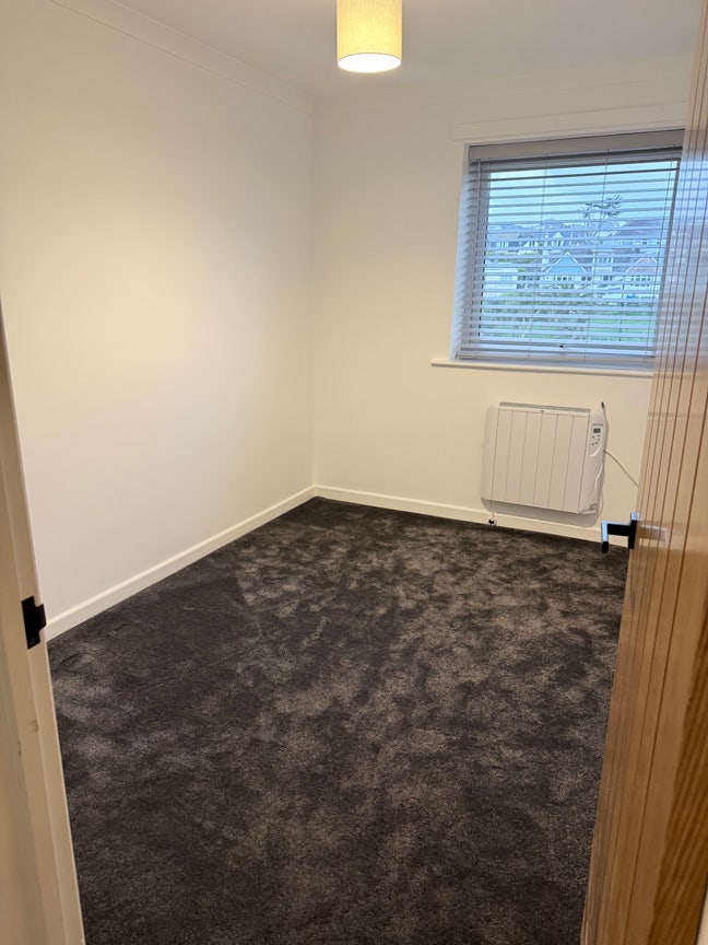 Central Perranporth Small Double w. Parking Main Photo