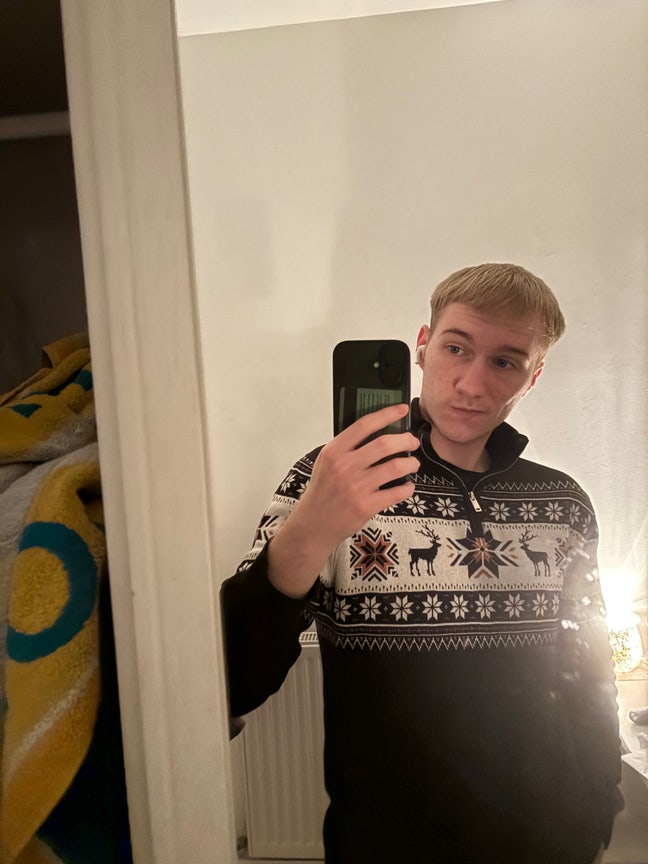 23 year old professional for sociable house share Main Photo