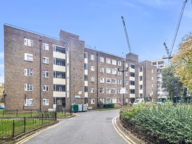 Plummer Road Main Photo