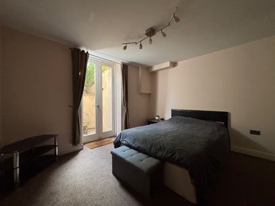 Great Dbl Rm Inc. ALL BILLS - 2 mins to centre Main Photo