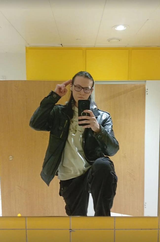 Looking to move out *buddy ups pref Main Photo