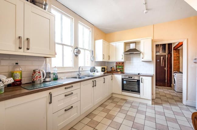 Double Room 🌟 &pound;50 off on 1St Month Rent ! Main Photo