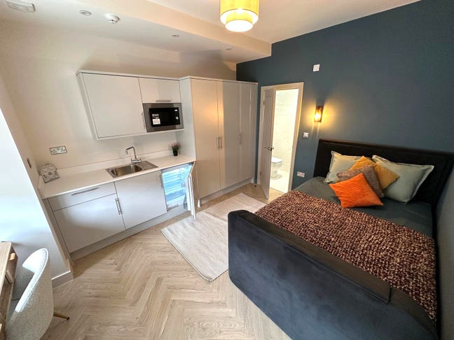 Studios and en-suites in Bearwood Main Photo
