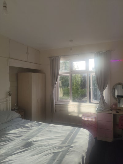 Spacious Double Room. Main Photo